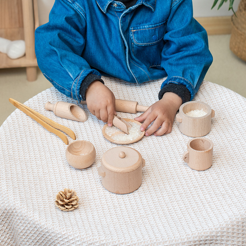 Montessori Zintuiglijke Enligh - Play Kitchen Set recensie en prijs